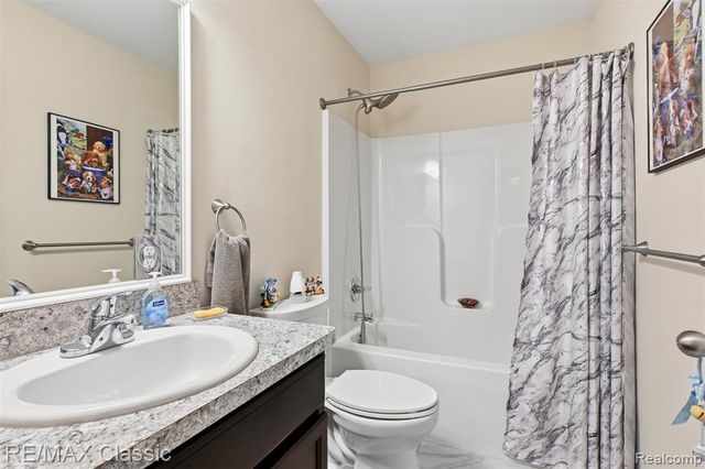 9260 Liberty Court, Livonia, MI 48150