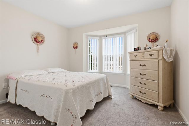 9260 Liberty Court, Livonia, MI 48150