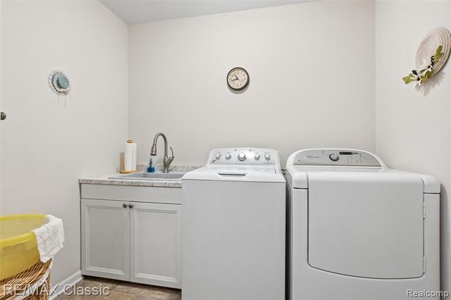 9260 Liberty Court, Livonia, MI 48150