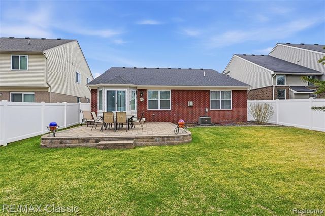 9260 Liberty Court, Livonia, MI 48150