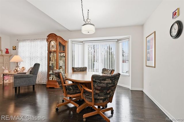 9260 Liberty Court, Livonia, MI 48150