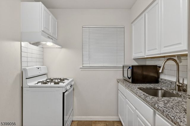 401 Us Highway 22 D, North Plainfield Boro, NJ 07060