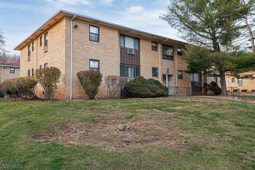 401 Us Highway 22 D, North Plainfield Boro, NJ 07060