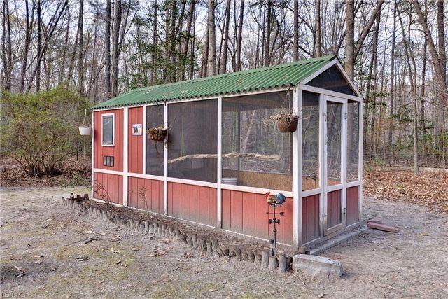 3592 Woodstock RD, Gloucester, VA 23061