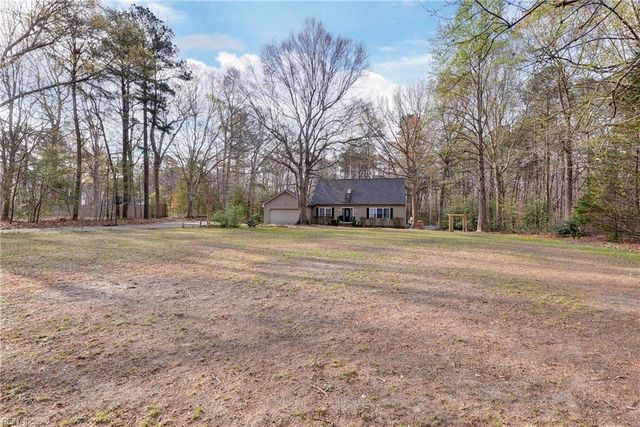 3592 Woodstock RD, Gloucester, VA 23061