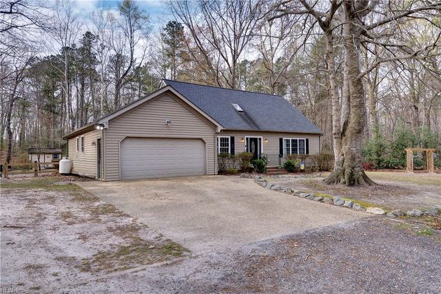 3592 Woodstock RD, Gloucester, VA 23061