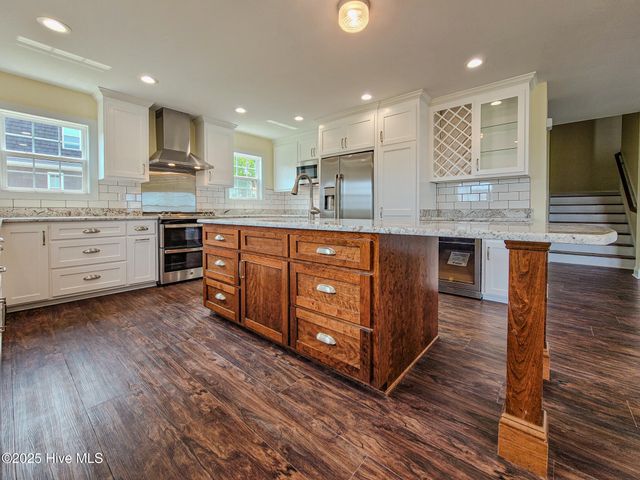 170 Grandview Drive, Sneads Ferry, NC 28460