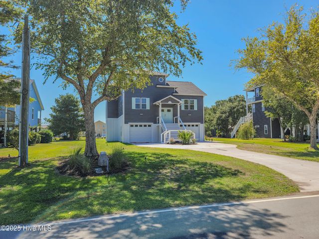 170 Grandview Drive, Sneads Ferry, NC 28460
