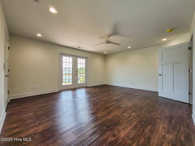 170 Grandview Drive, Sneads Ferry, NC 28460
