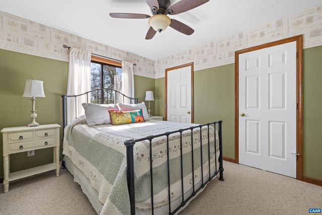 5485 JAMESTOWN CT, Crozet, VA 22932