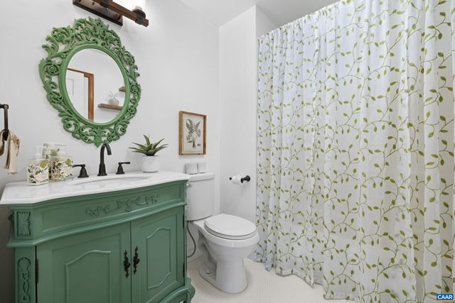 5485 JAMESTOWN CT, Crozet, VA 22932