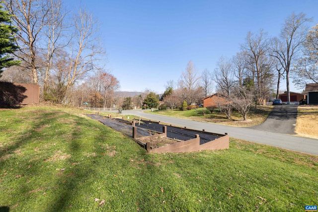 5485 JAMESTOWN CT, Crozet, VA 22932