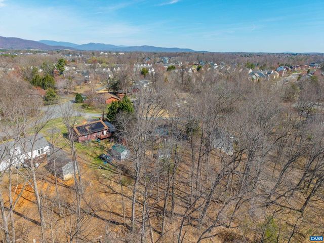 5485 JAMESTOWN CT, Crozet, VA 22932