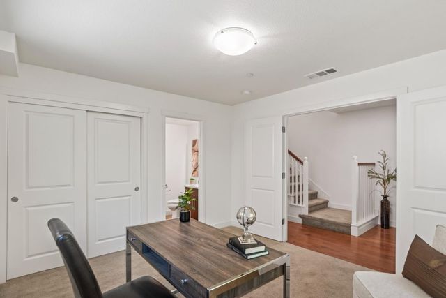 411 Brassinga Court, Palo Alto, CA 94306