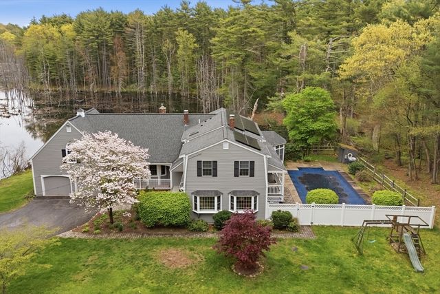 64 Jenkins Rd, Andover, MA 01810
