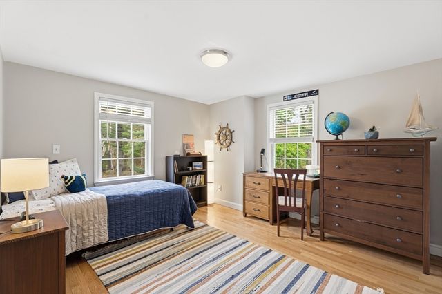 64 Jenkins Rd, Andover, MA 01810