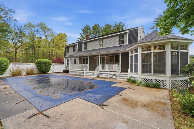 64 Jenkins Rd, Andover, MA 01810