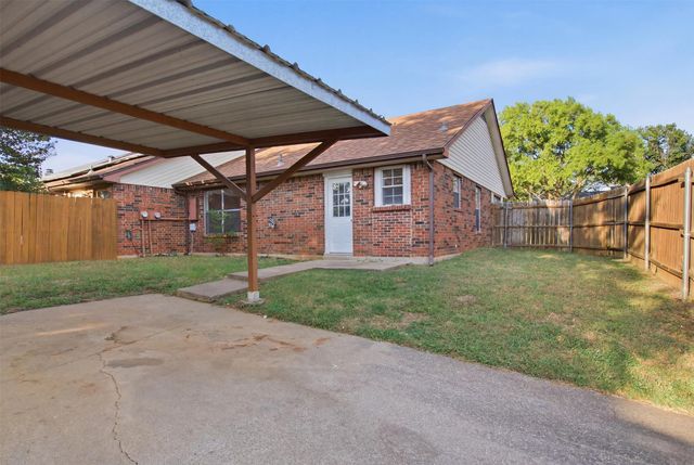 2901 Kathleen Lane, Euless, TX 76039