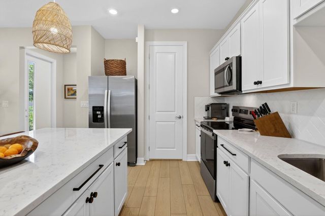 770 NW 82nd Terrace, Plantation, FL 33324