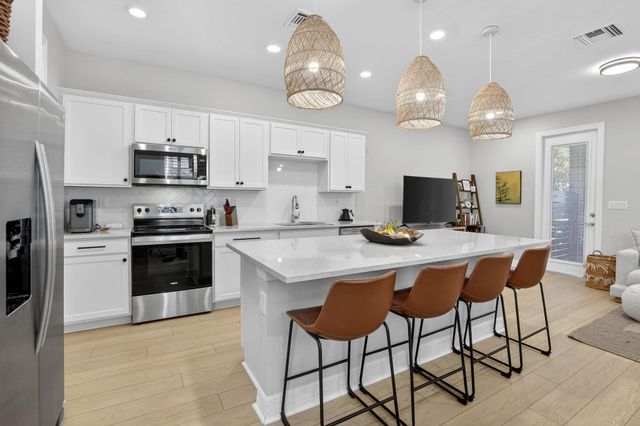 770 NW 82nd Terrace, Plantation, FL 33324