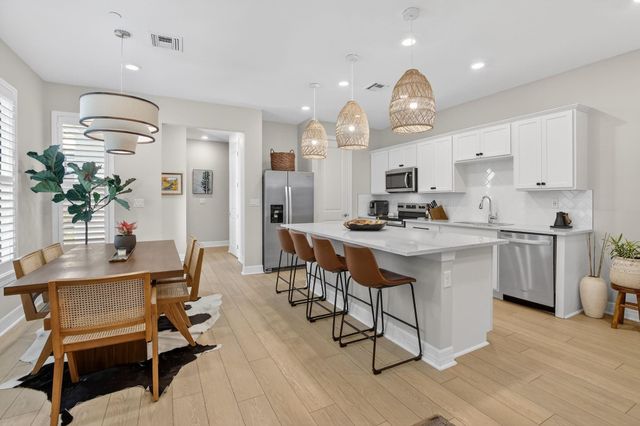 770 NW 82nd Terrace, Plantation, FL 33324