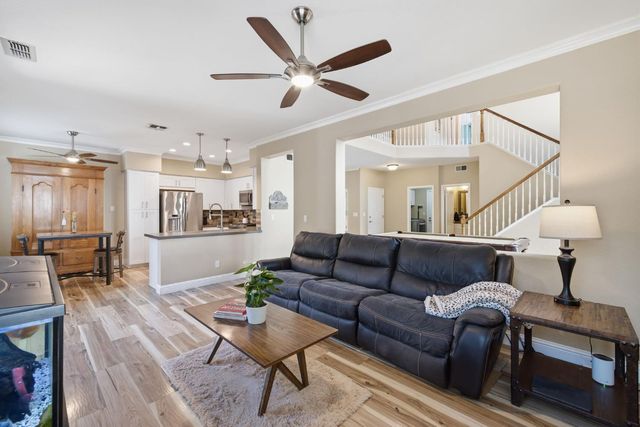 5120 De La Rosa Dr, Rocklin, CA 95765