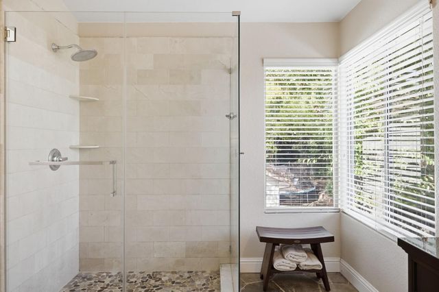 5120 De La Rosa Dr, Rocklin, CA 95765