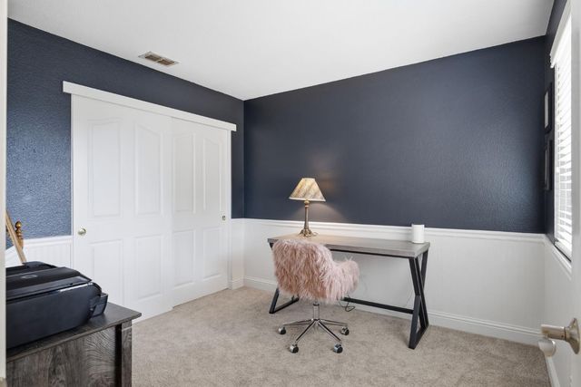 5120 De La Rosa Dr, Rocklin, CA 95765