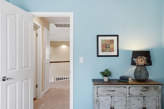 5120 De La Rosa Dr, Rocklin, CA 95765