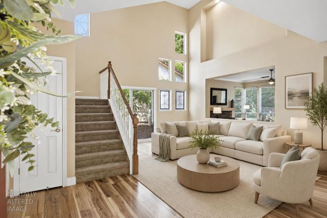 5120 De La Rosa Dr, Rocklin, CA 95765
