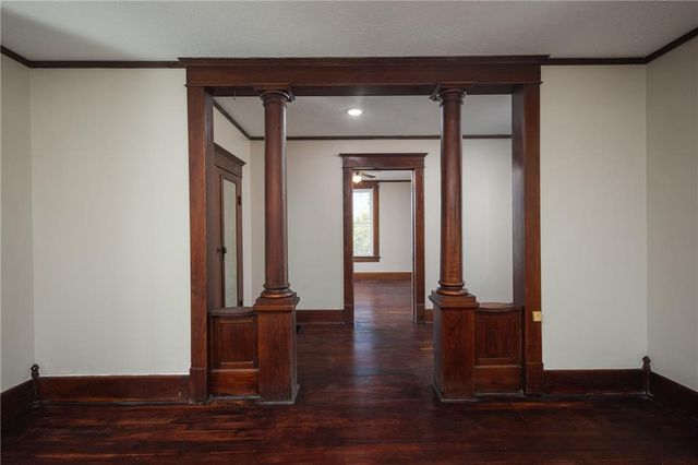 7798 3rd Street, Higginsville, MO 64037