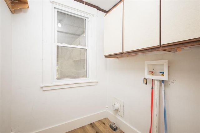 7798 3rd Street, Higginsville, MO 64037