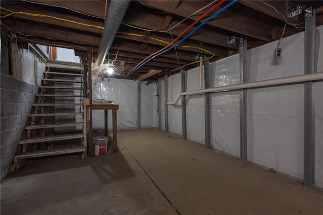 7798 3rd Street, Higginsville, MO 64037