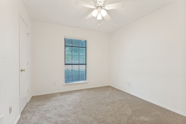 1065 Green Ridge Terrace, Saginaw, TX 76179