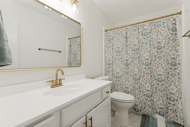 1065 Green Ridge Terrace, Saginaw, TX 76179
