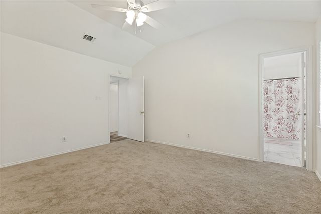 1065 Green Ridge Terrace, Saginaw, TX 76179