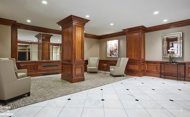 123 E 75th St Apt 4H, New York City, NY 10021