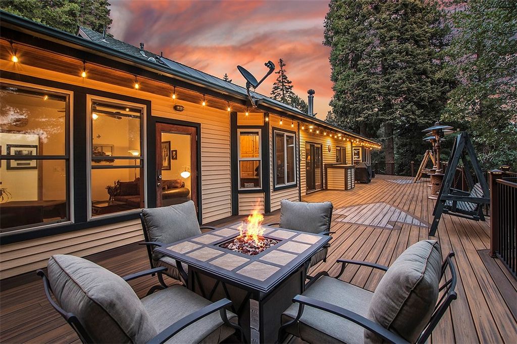 Image 5 of property listing at 268 Cedarbrook, Twin Peaks, CA 92391