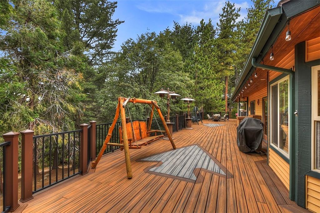 Image 6 of property listing at 268 Cedarbrook, Twin Peaks, CA 92391