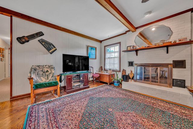 6437 Ridgeview DR, Roanoke, VA 24019