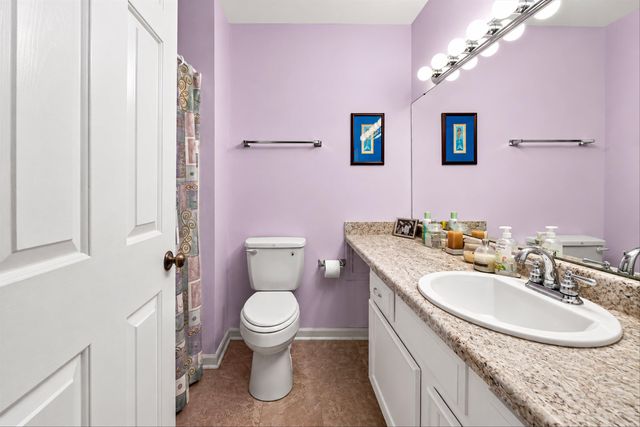 6437 Ridgeview DR, Roanoke, VA 24019
