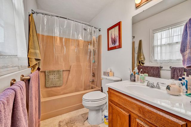 6437 Ridgeview DR, Roanoke, VA 24019