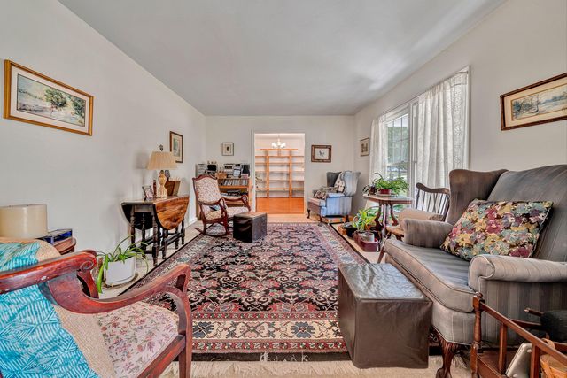 6437 Ridgeview DR, Roanoke, VA 24019
