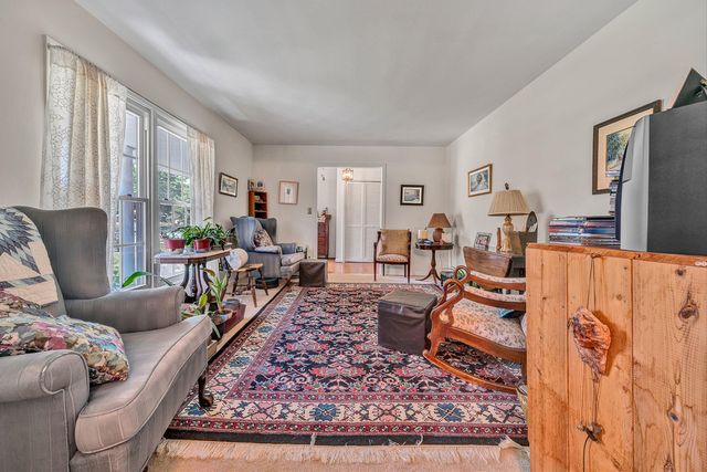 6437 Ridgeview DR, Roanoke, VA 24019