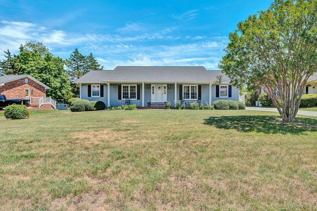 6437 Ridgeview DR, Roanoke, VA 24019