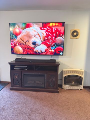 316 Maplewood Lane, Crystal Lake, IL 60014