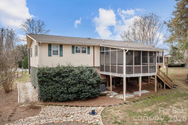 4278 Harbor Lane, Sherrills Ford, NC 28673