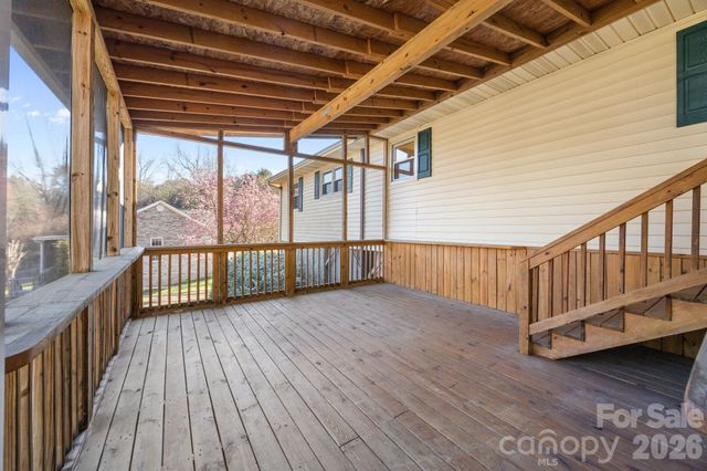 4278 Harbor Lane, Sherrills Ford, NC 28673