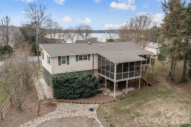 4278 Harbor Lane, Sherrills Ford, NC 28673