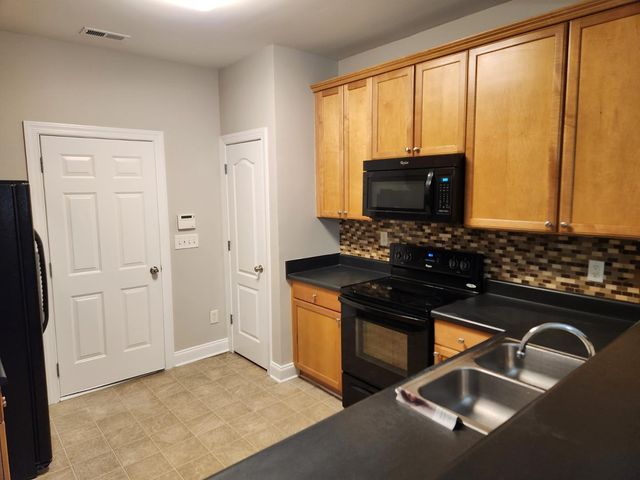 3553 Sunbright Lane, Raleigh, NC 27610